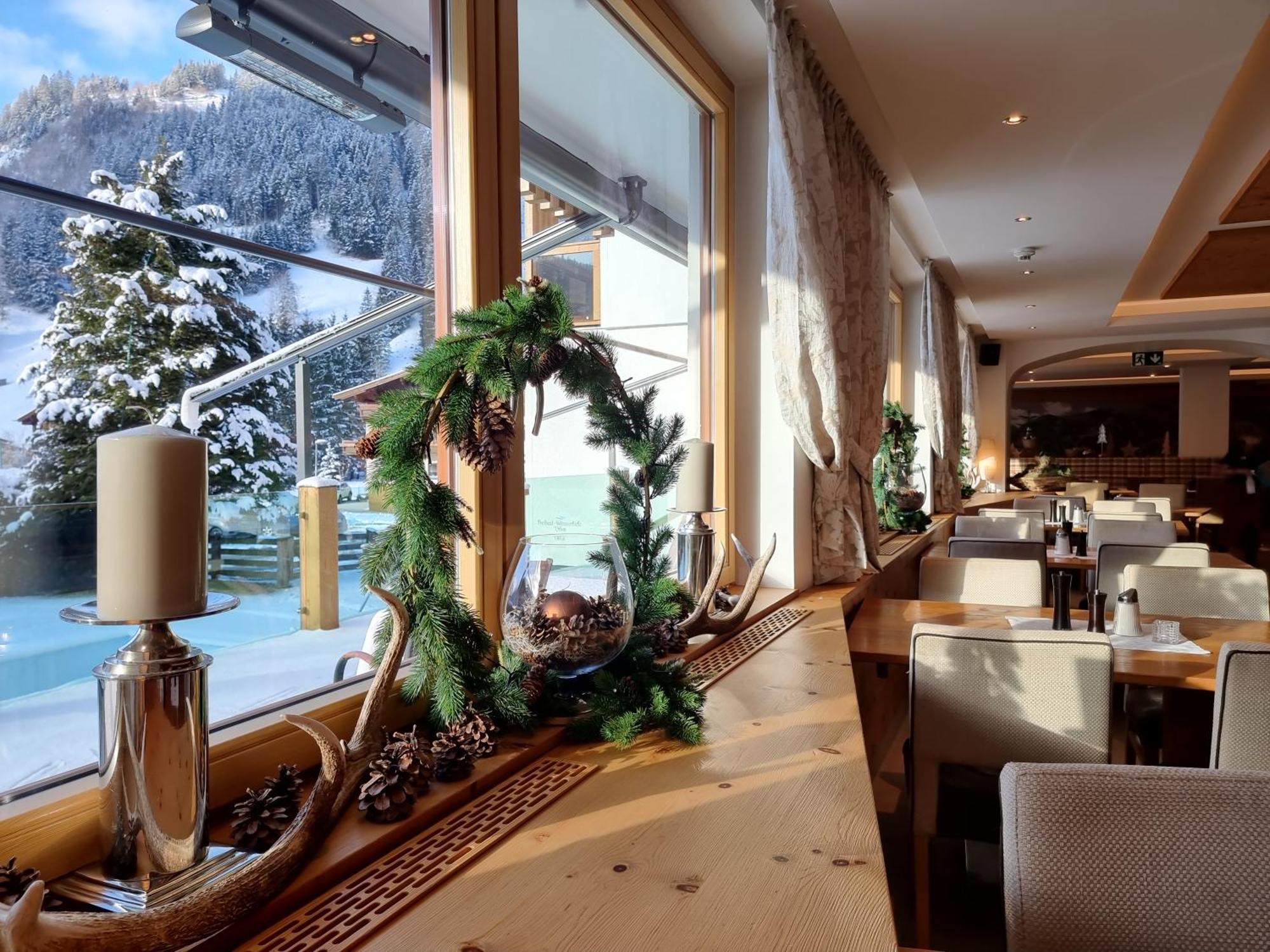 Hotel Alpina Rauris Exterior photo